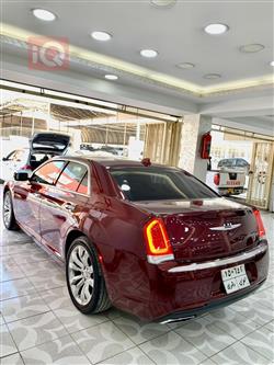 کرایسلەر 300